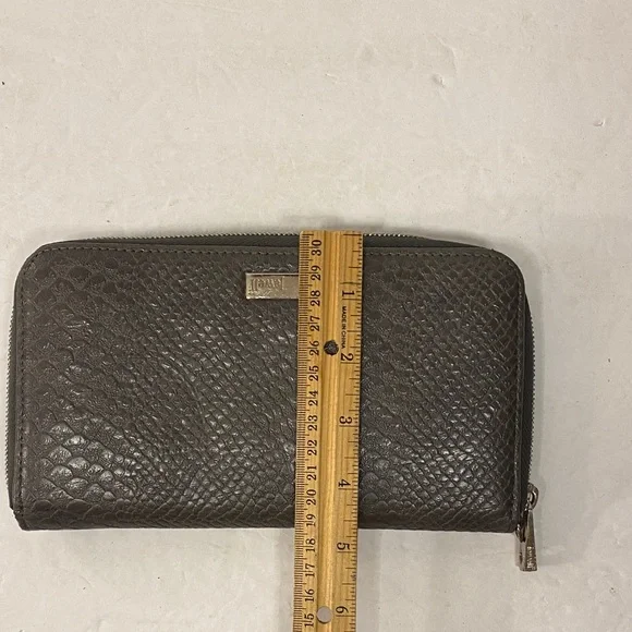 Jewell Dark Brown Textured Women's Wallet - Picture 7 of 7